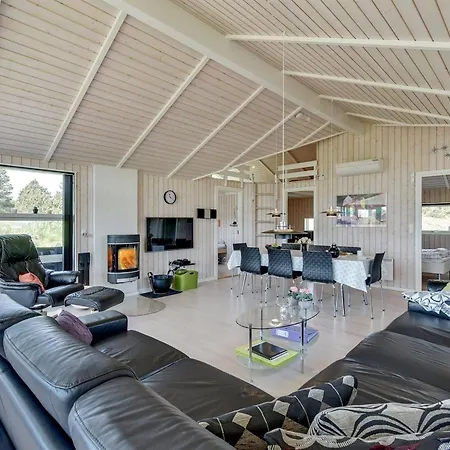 Holiday home Domna - 800m From The Sea By Interhome Blavand