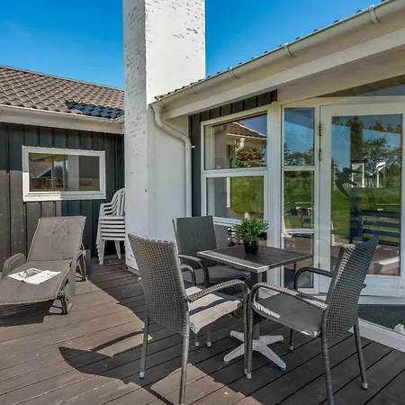 Domna - 800m From The Sea By Interhome Blavand