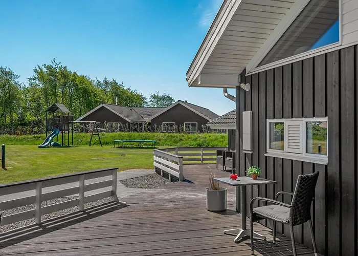 Domna - 800m From The Sea By Interhome *