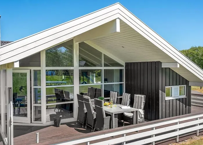 Domna - 800m From The Sea By Interhome *